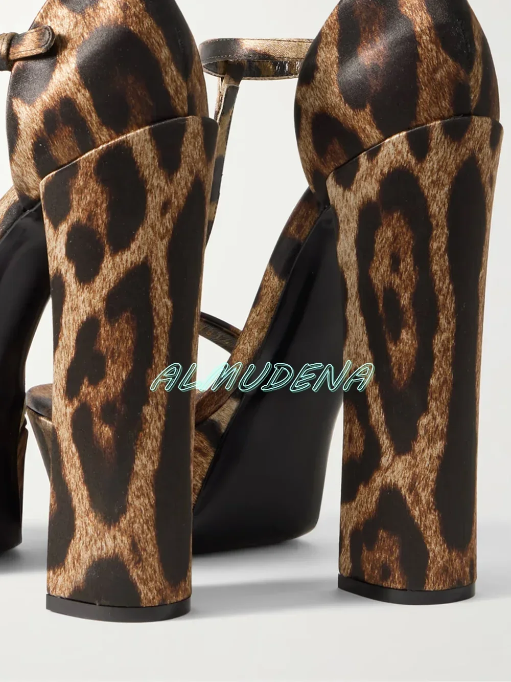 Glossy Leopard-print Satin San - Women'S Fashion Summer 2025 ulasan dan harga